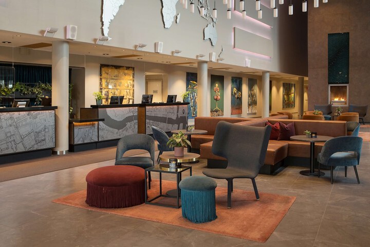 Hotel Lobby