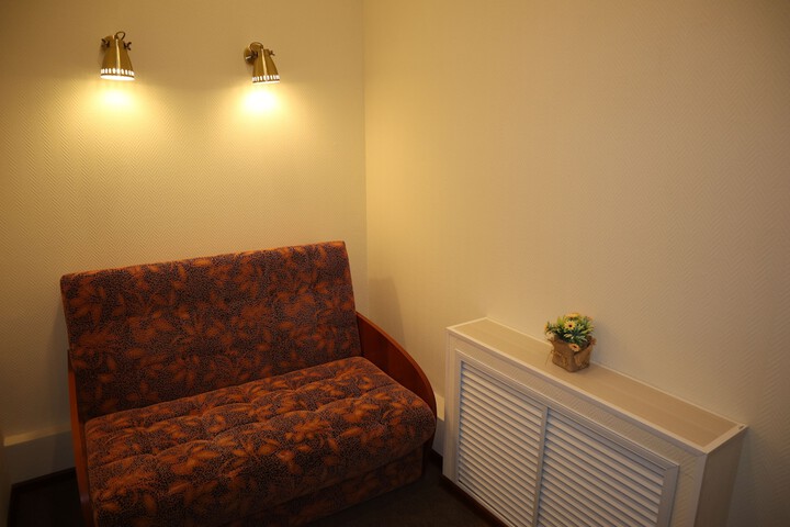 Room 15 of 19