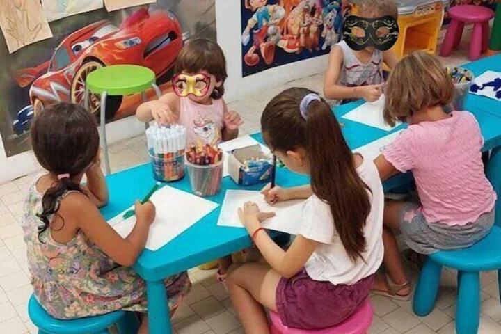 Childrens Activities 64 of 108