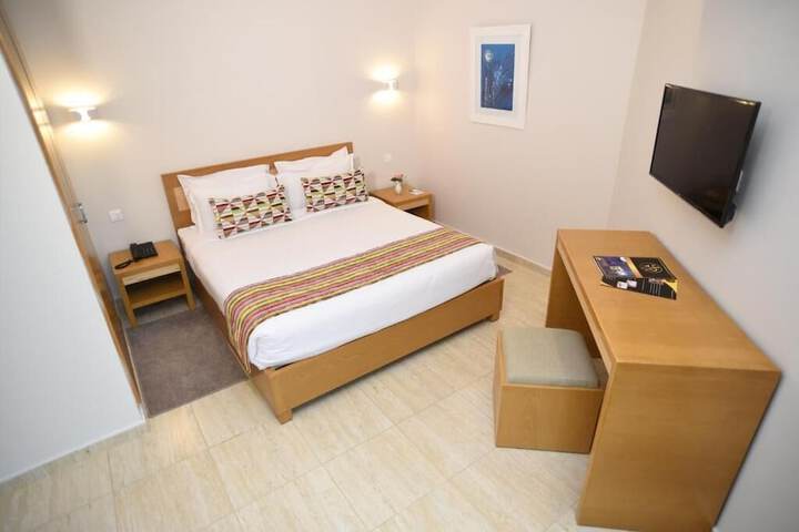 Room 19 of 60