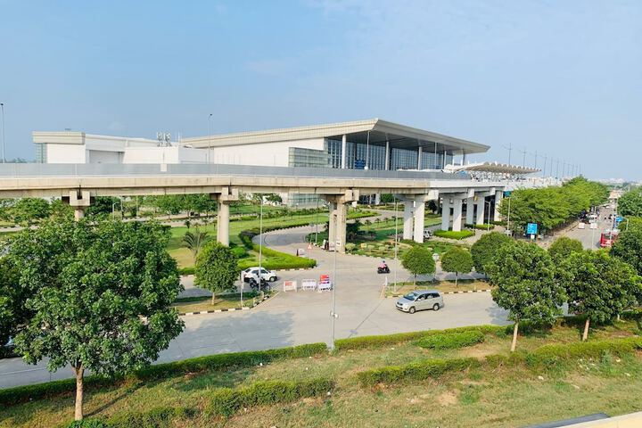 Mahadev Homestay in Mohali