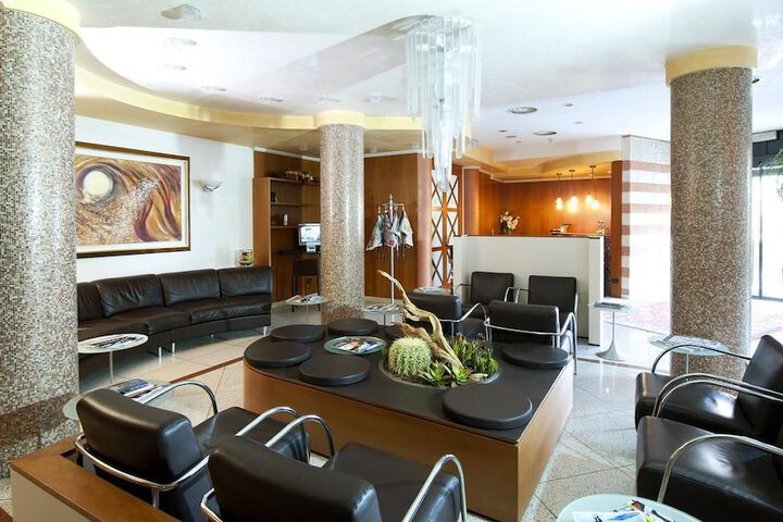 Hotel Interior 8 of 46