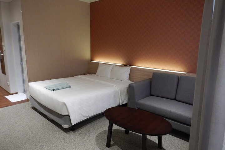 Room 9 of 89