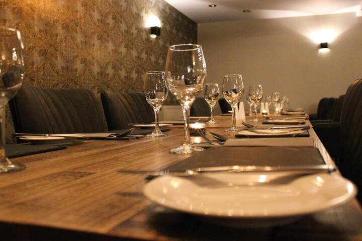 Dining 61 of 89