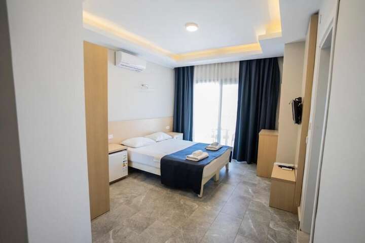 Room 4 of 31