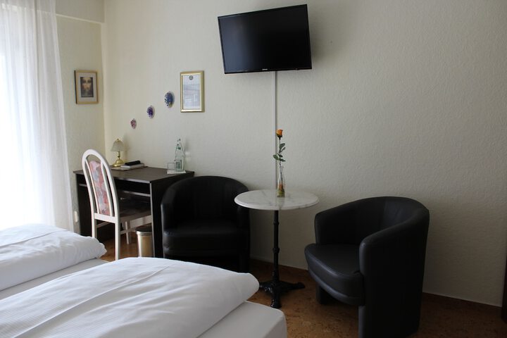Room 8 of 58