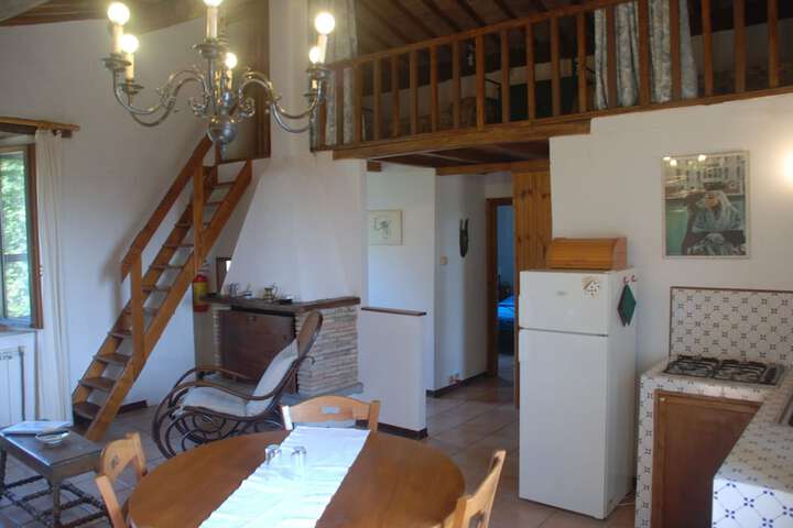 Room 15 of 42