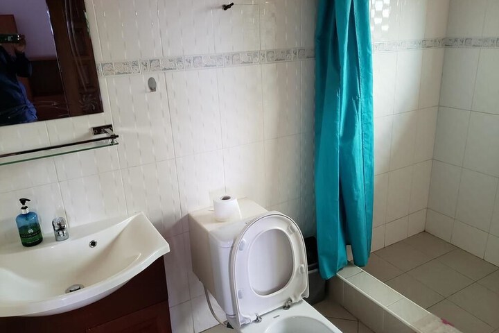 Room 15 of 27