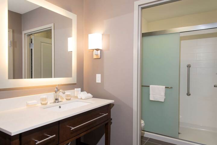 Bathroom shower