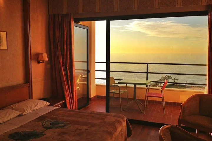 Room Photo