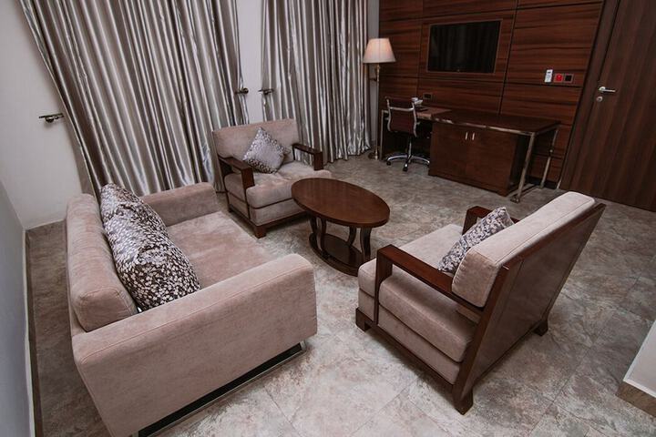 Room 7 of 26