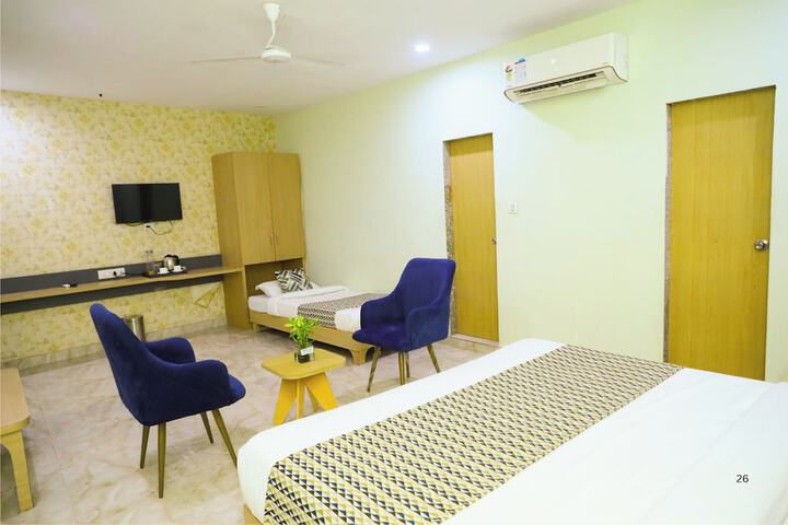 Room 2 of 42