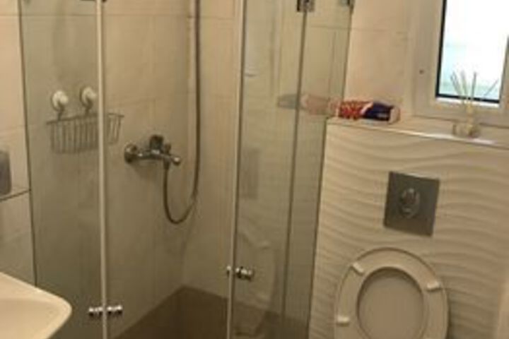 Room 3 of 9