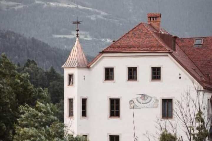 Hotel 67 of 69
