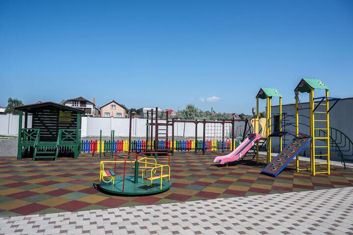 Childrens Activities 81 of 109
