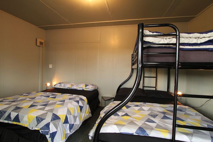 Room 13 of 62
