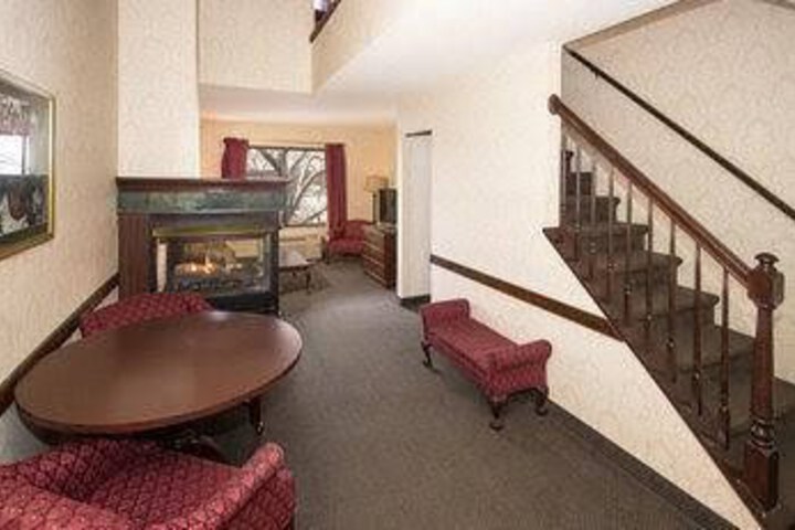  Cliffbreakers Riverside and Conference Center 3