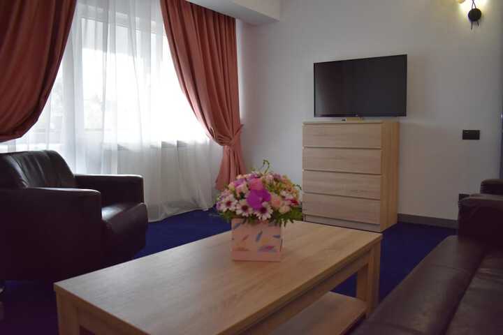 Room 32 of 55