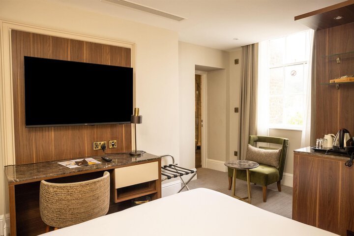 Room 91 of 249