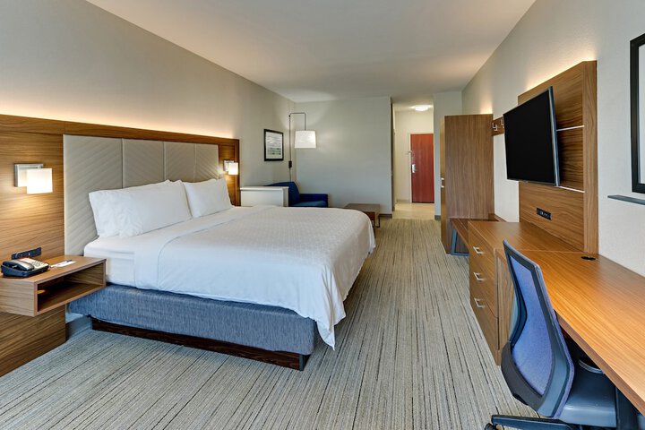 1 King Bed (20 of 20)