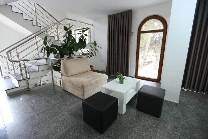 General 12 of 93