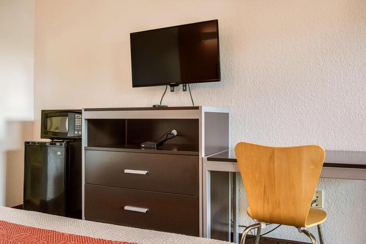 Room 10 of 58