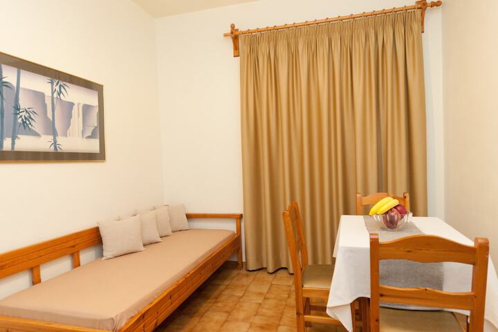 Room 15 of 45