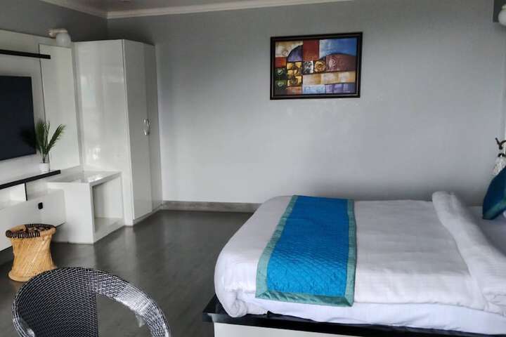 Room 20 of 64