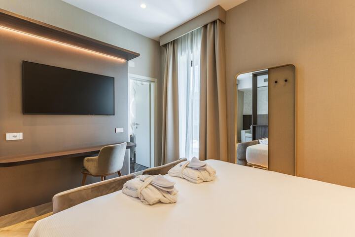 Room 45 of 110
