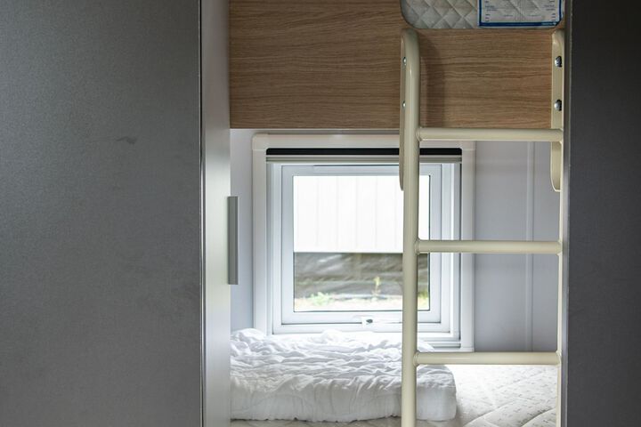Room 8 of 38