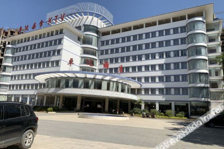 Hotel 2 of 7