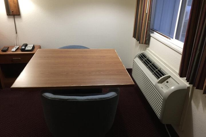 Room 22 of 42
