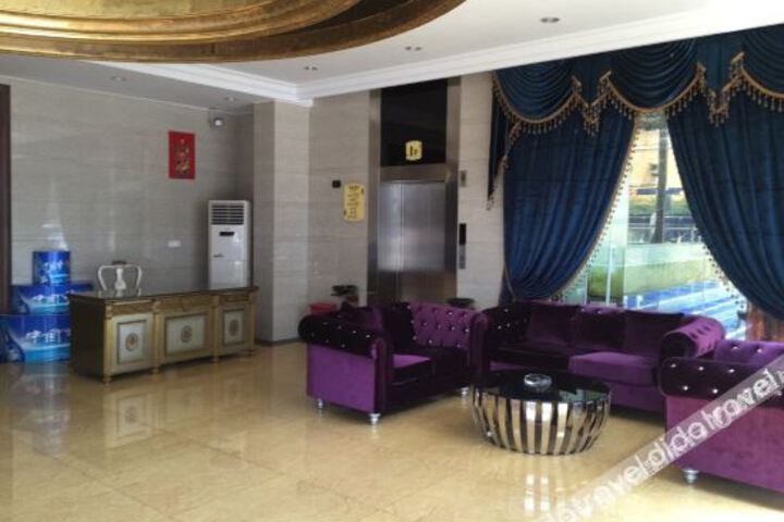 Hotel Interior 18 of 29