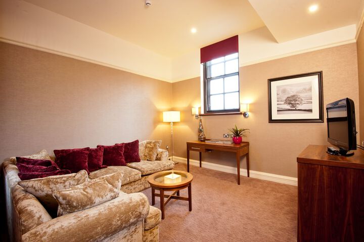 Room 7 of 95