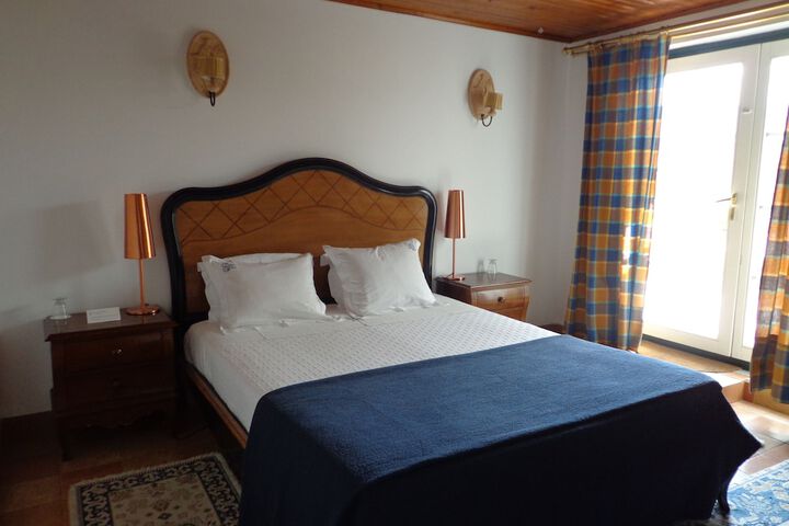 Room 8 of 62