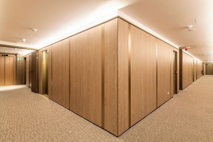 Ballroom/Hall 107 of 152