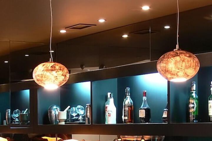 Lounge 44 of 53