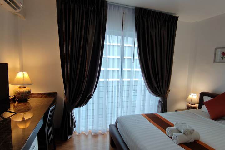 Room 4 of 55