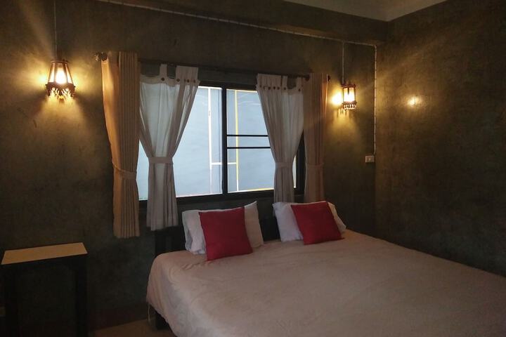 Room 11 of 23