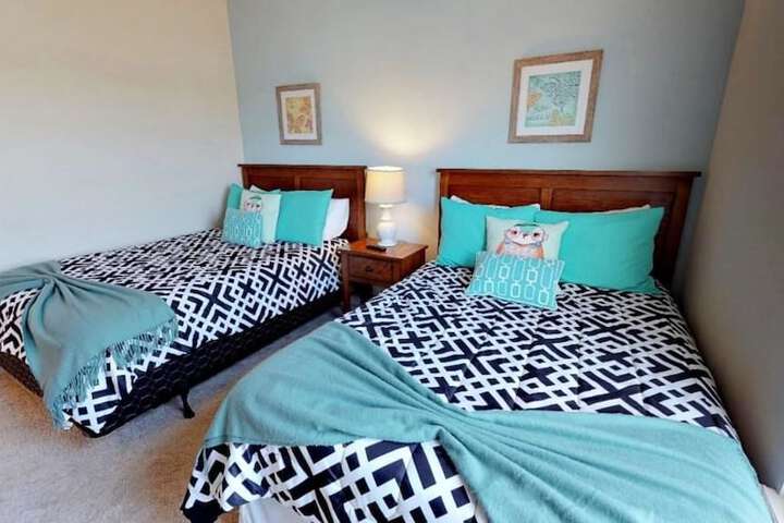Room 2 of 34
