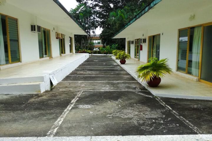 Room 4 of 57