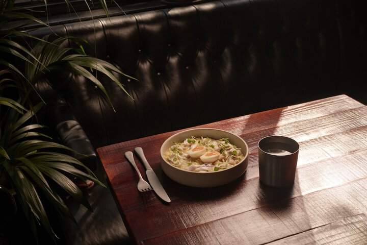 Dining 75 of 81