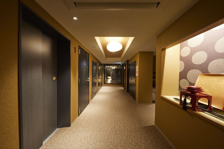 Ballroom/Hall 54 of 66