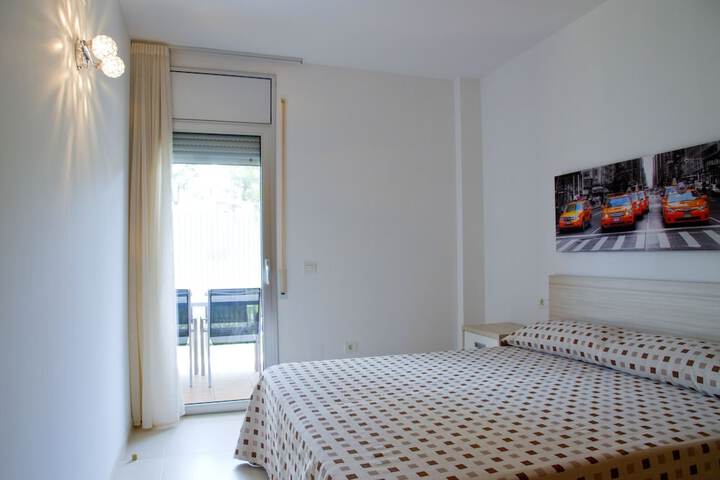Room 4 of 31