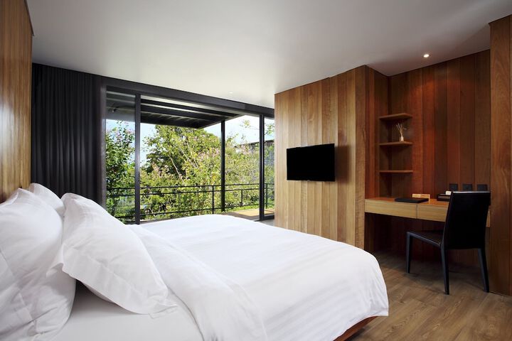 Room 30 of 139