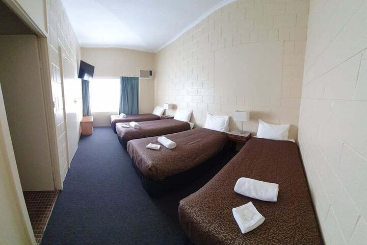 Room 30 of 67