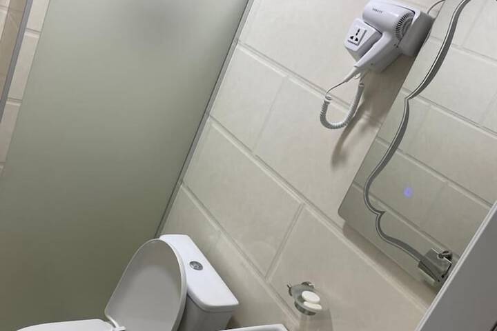 Room 14 of 19