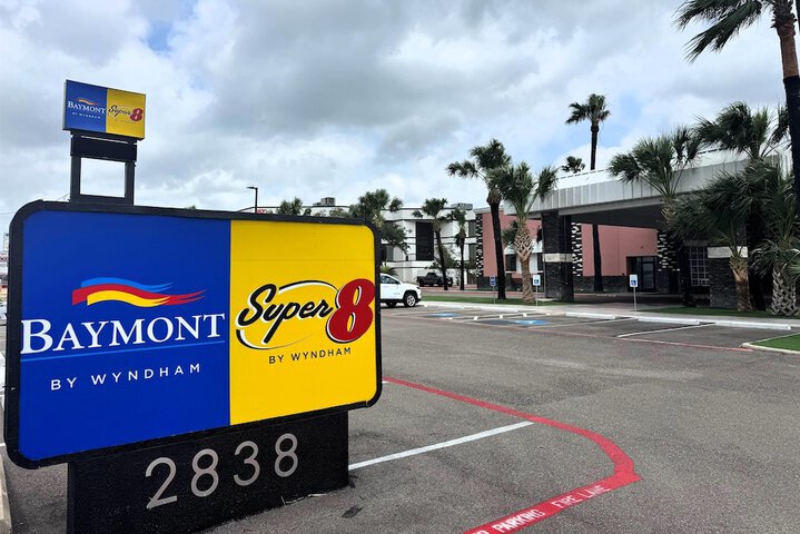 Baymont by Wyndham Corpus Christi Airport in Corpus Christi, TX