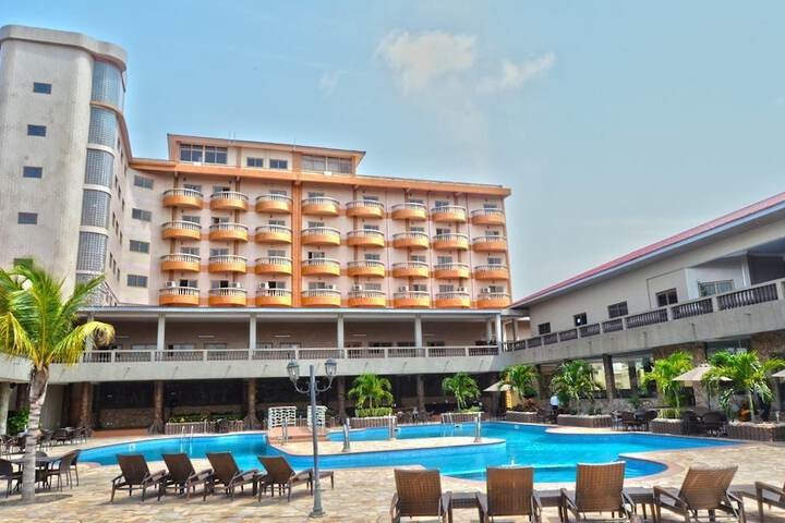 Image of Mensvic Grand Hotel