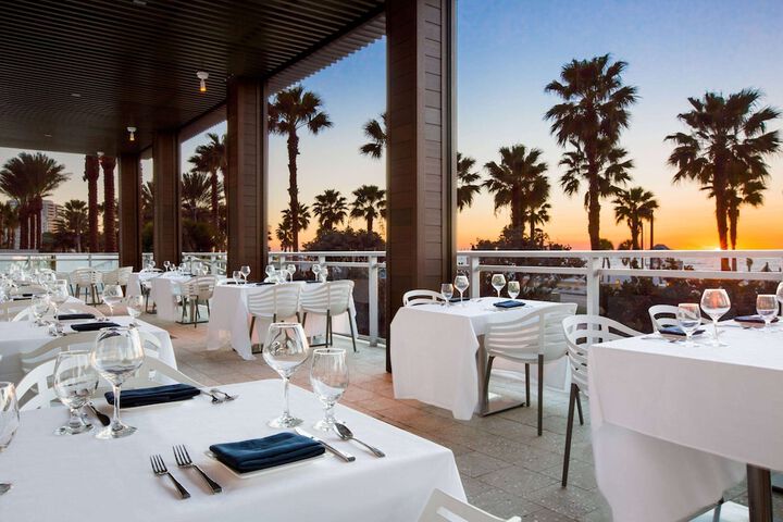 Dining 94 of 125